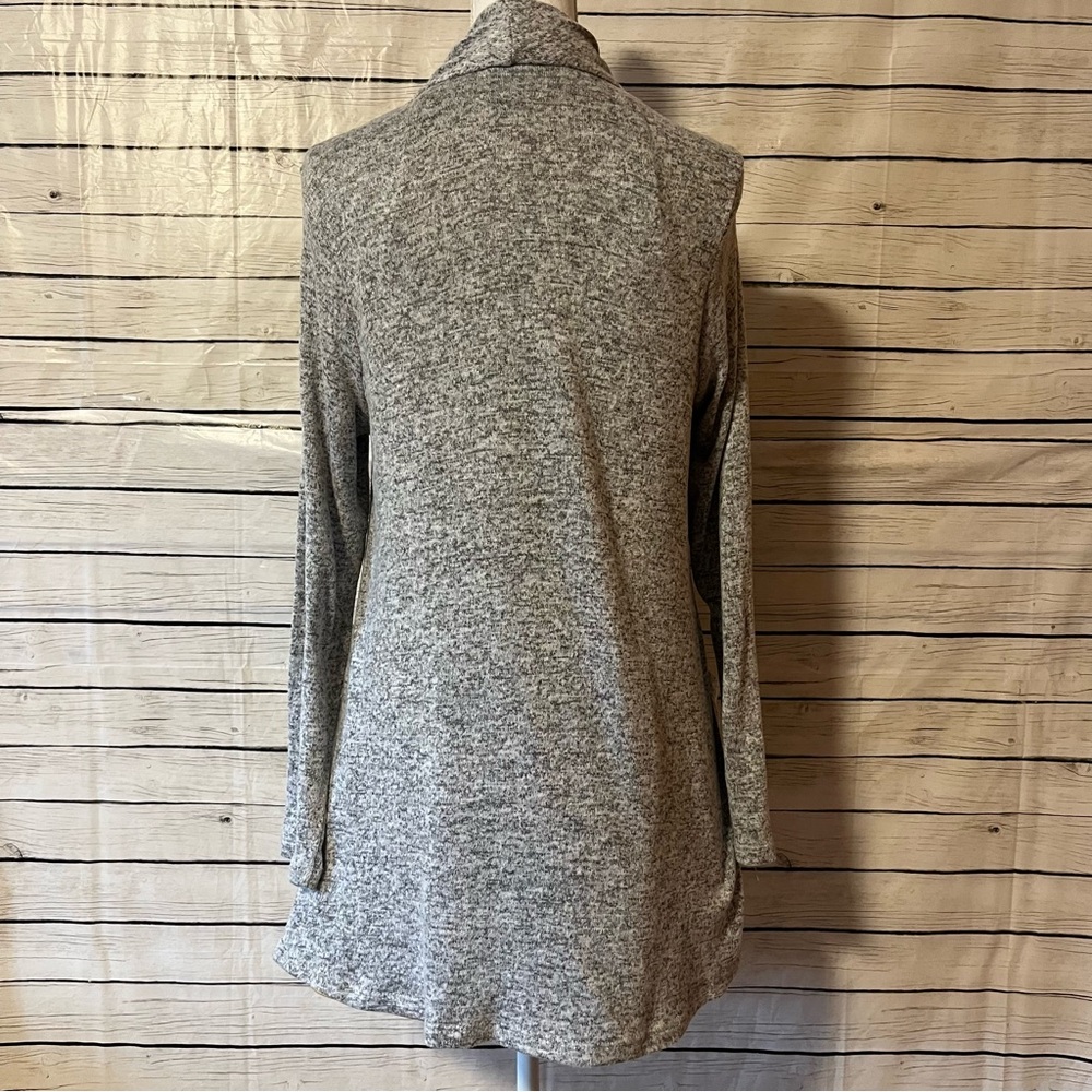 Bobeau One Button Fleece Wrap Cardigan Size Medium - Picture 10 of 11